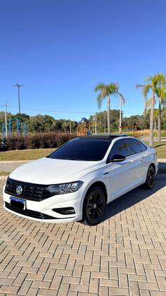 VOLKSWAGEN JETTA 1.4 250 TSI TOTAL FLEX R-LINE TIPTRONIC VOLKSWAGEN JETTA 1.4 250 TSI TOTAL FLEX R-LINE TIPTRONIC
